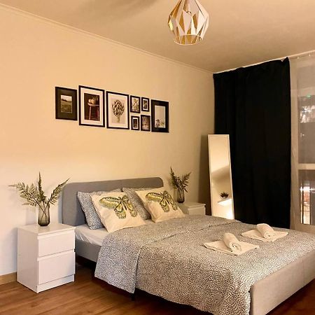 Halby Rooms Rondo Onz Warschau Buitenkant foto