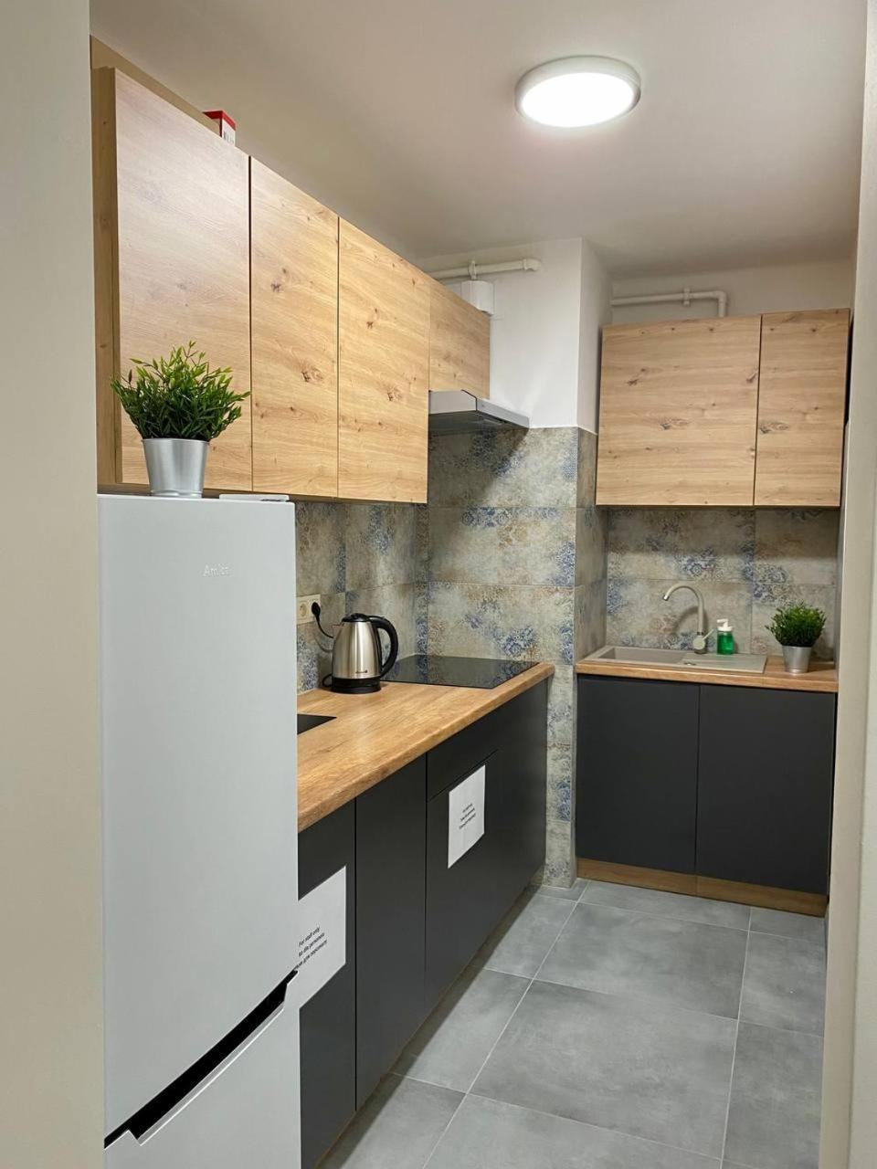 Halby Rooms Rondo Onz Warschau Buitenkant foto
